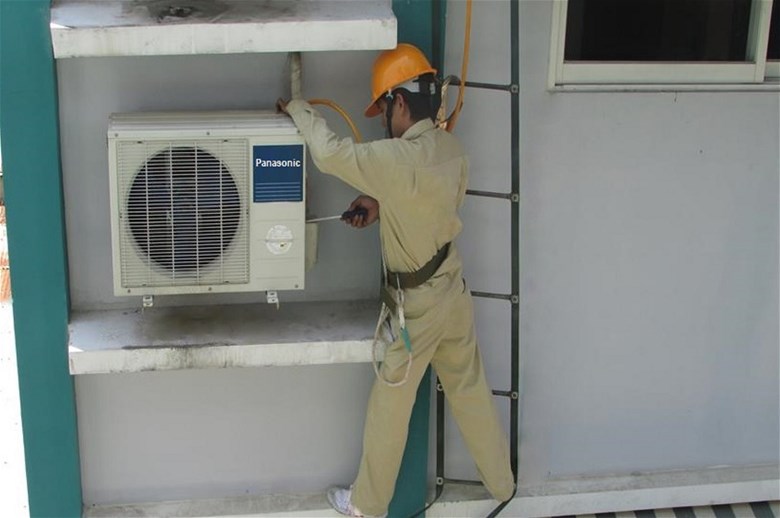 Dịch vụ lắp đặt máy lạnh chuyên nghiệp - Trung Tâm Bảo Hành Điện Lạnh